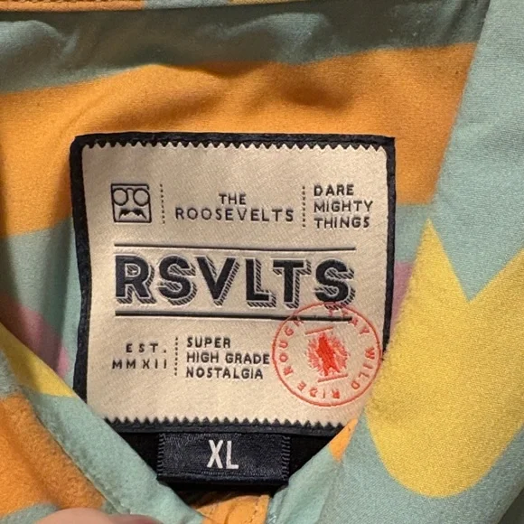 RSVLTS Men's Casual Easter Button-down - Picture 3 of 7